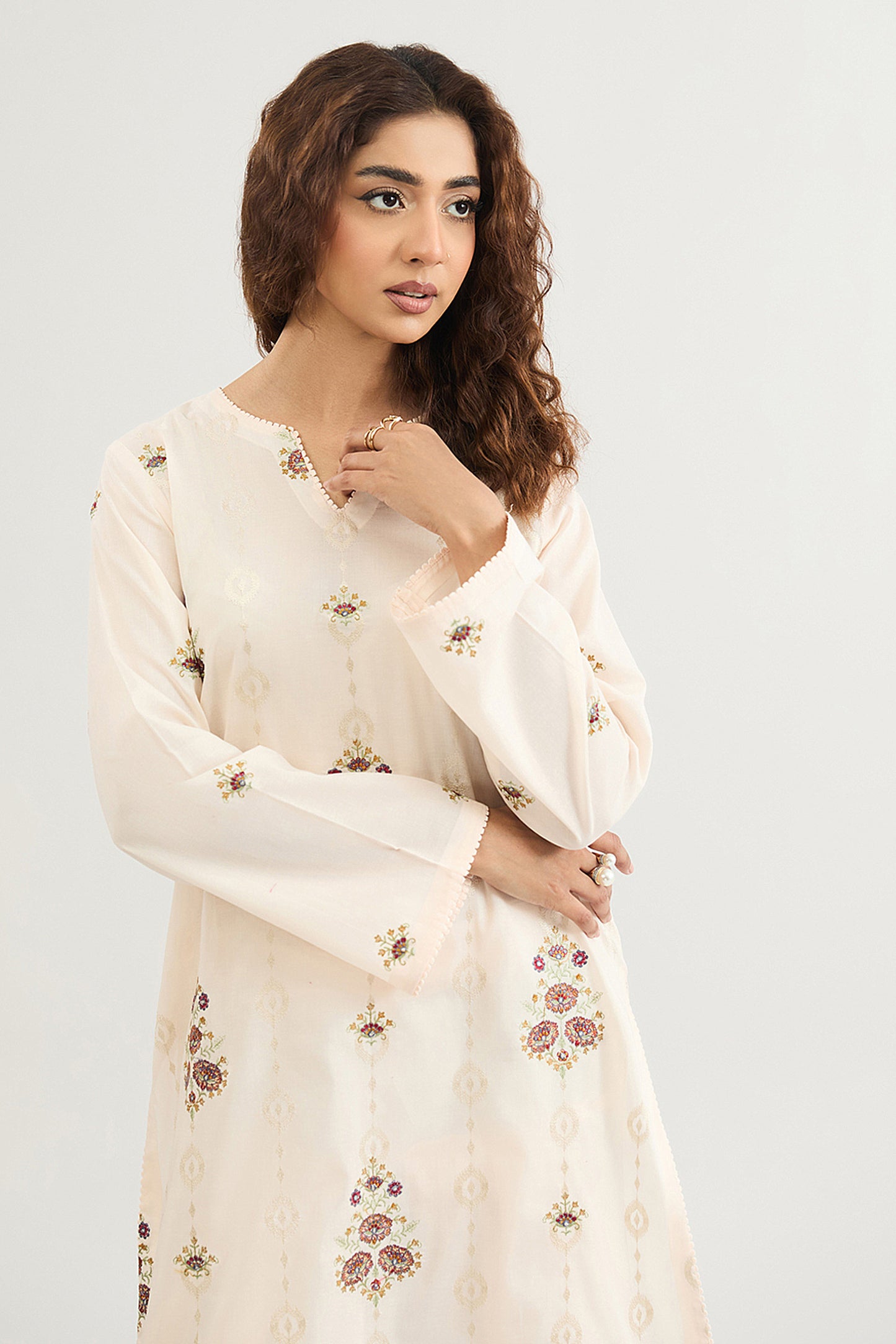 LAWN | EMBROIDERED