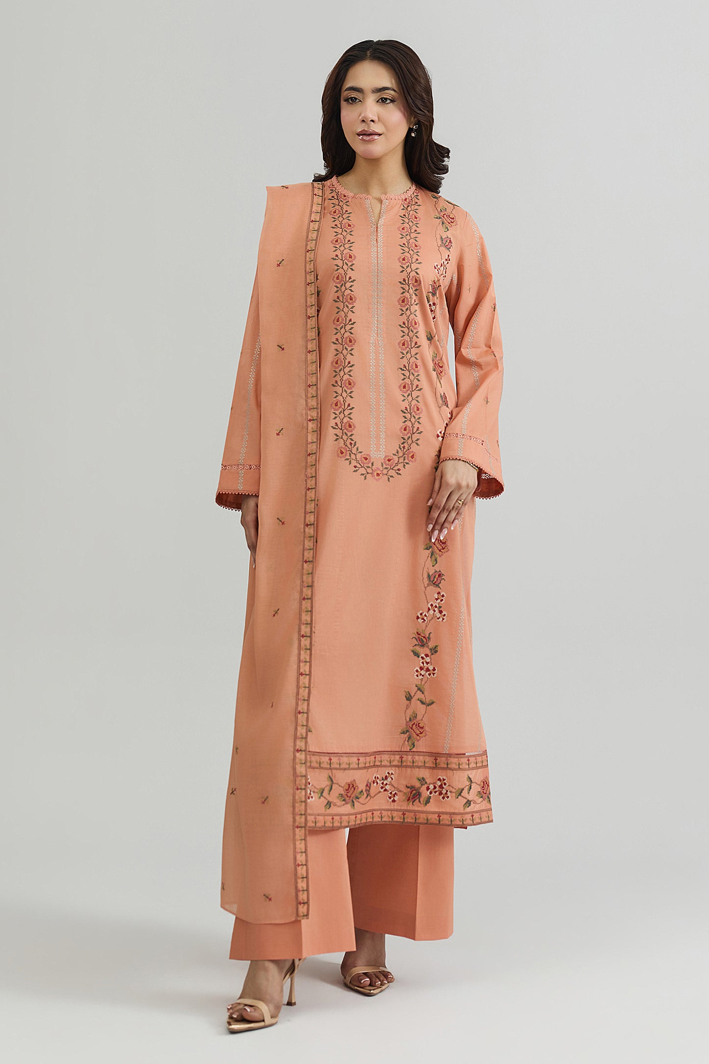 LAWN | EMBROIDERED