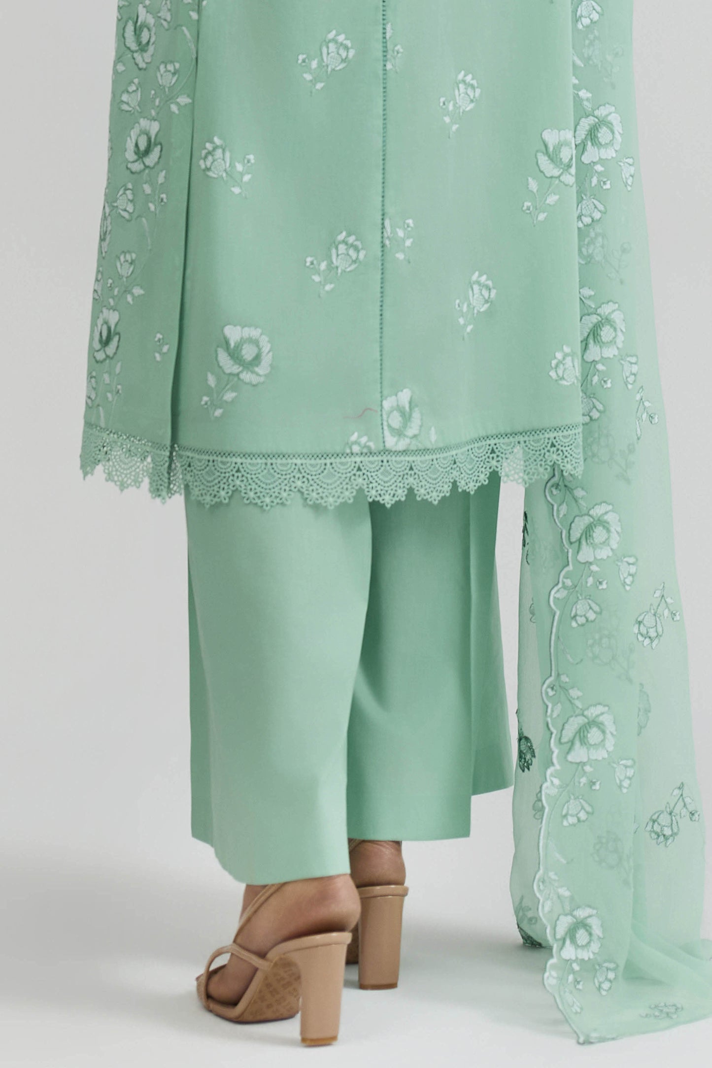 SWISS LAWN | EMBROIDERED