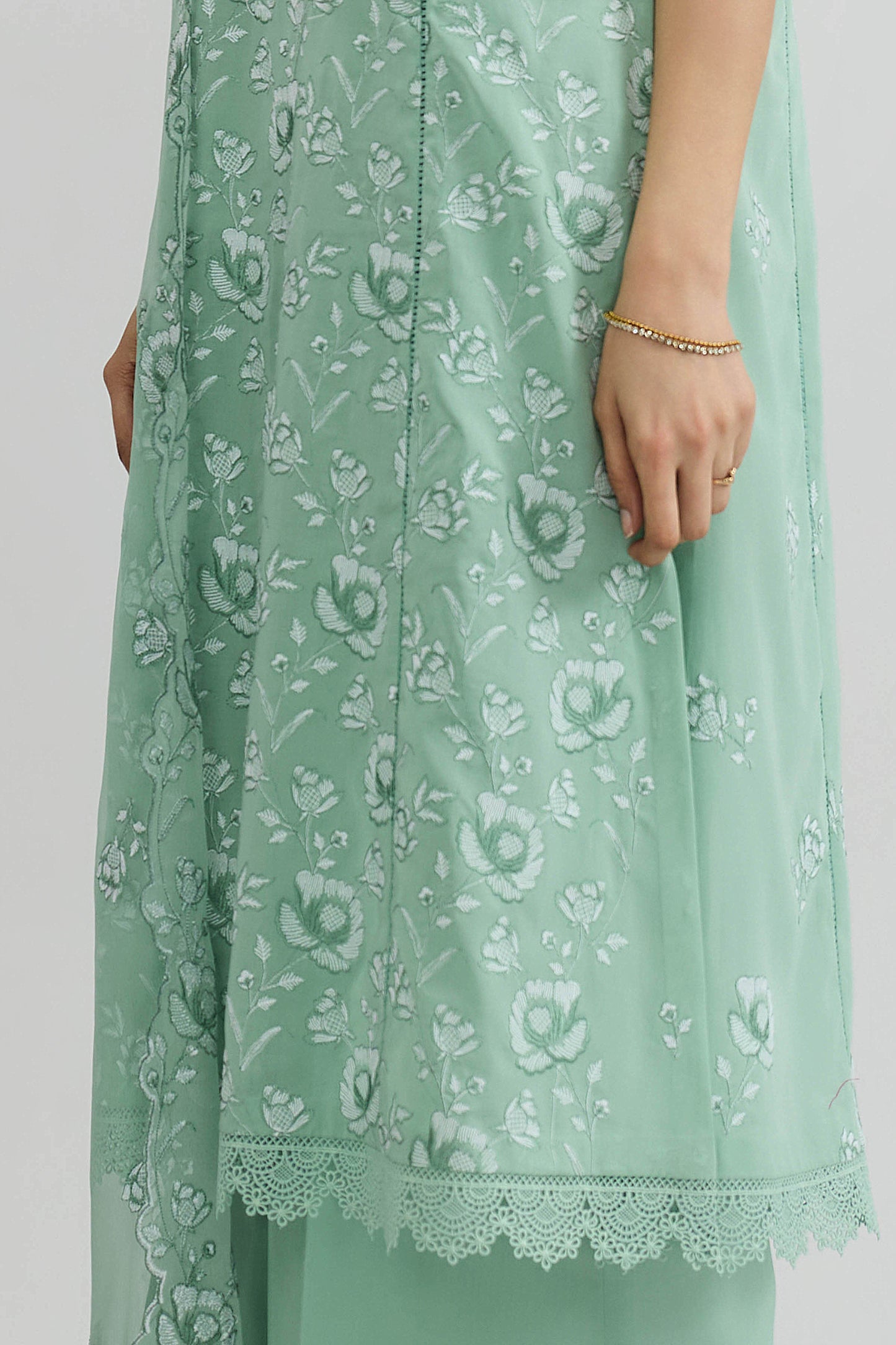 SWISS LAWN | EMBROIDERED