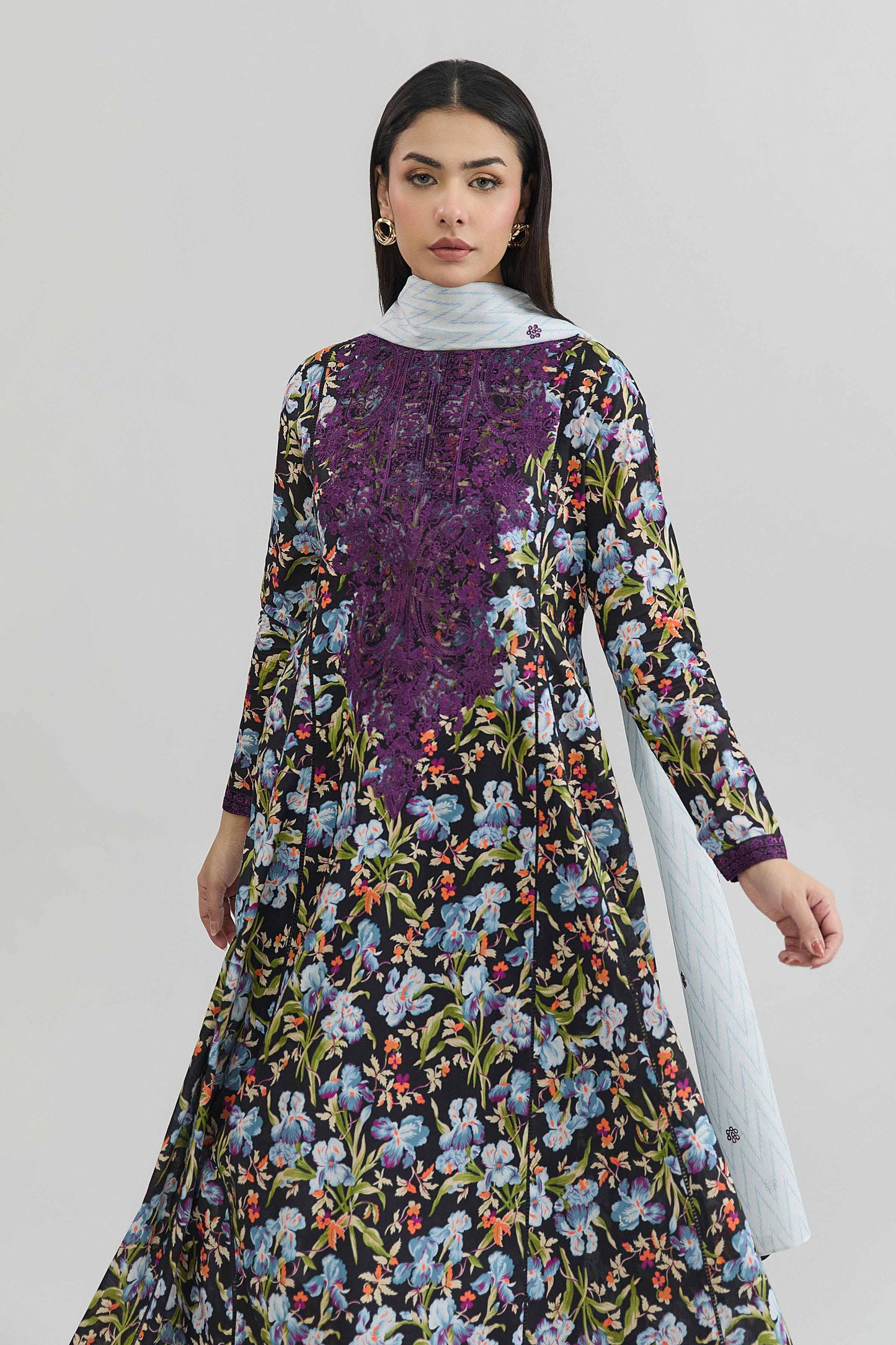LAWN | EMBROIDERED