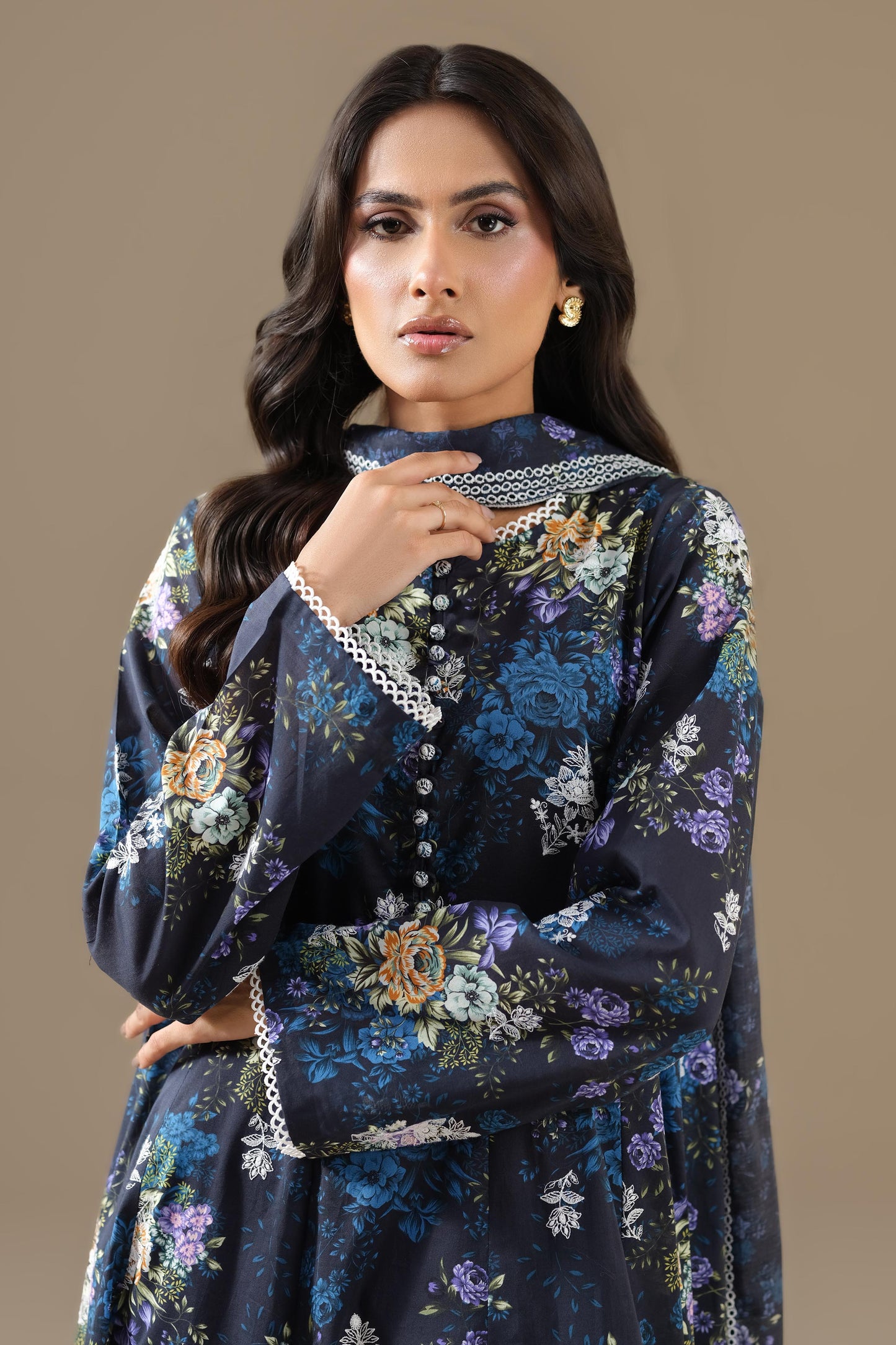 LAWN | EMBROIDERED