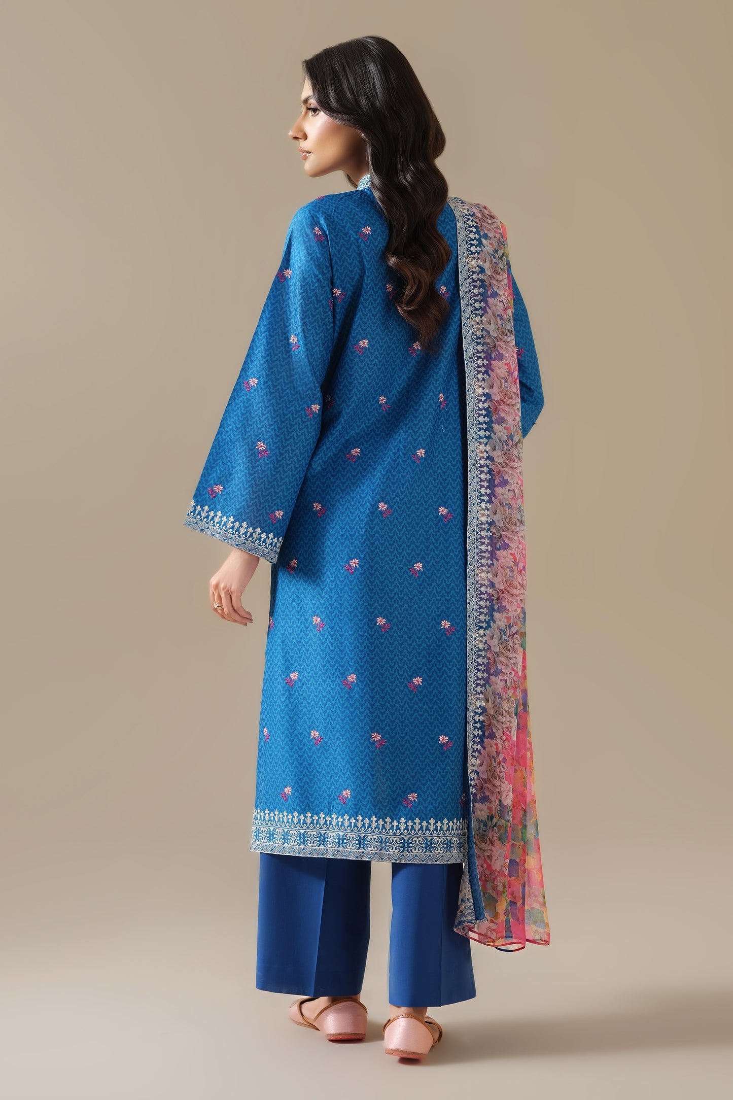 LAWN | EMBROIDERED