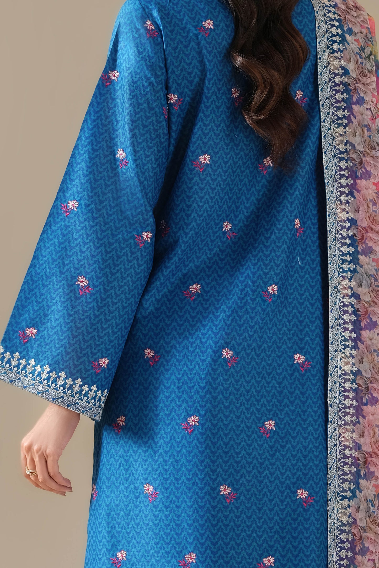 LAWN | EMBROIDERED