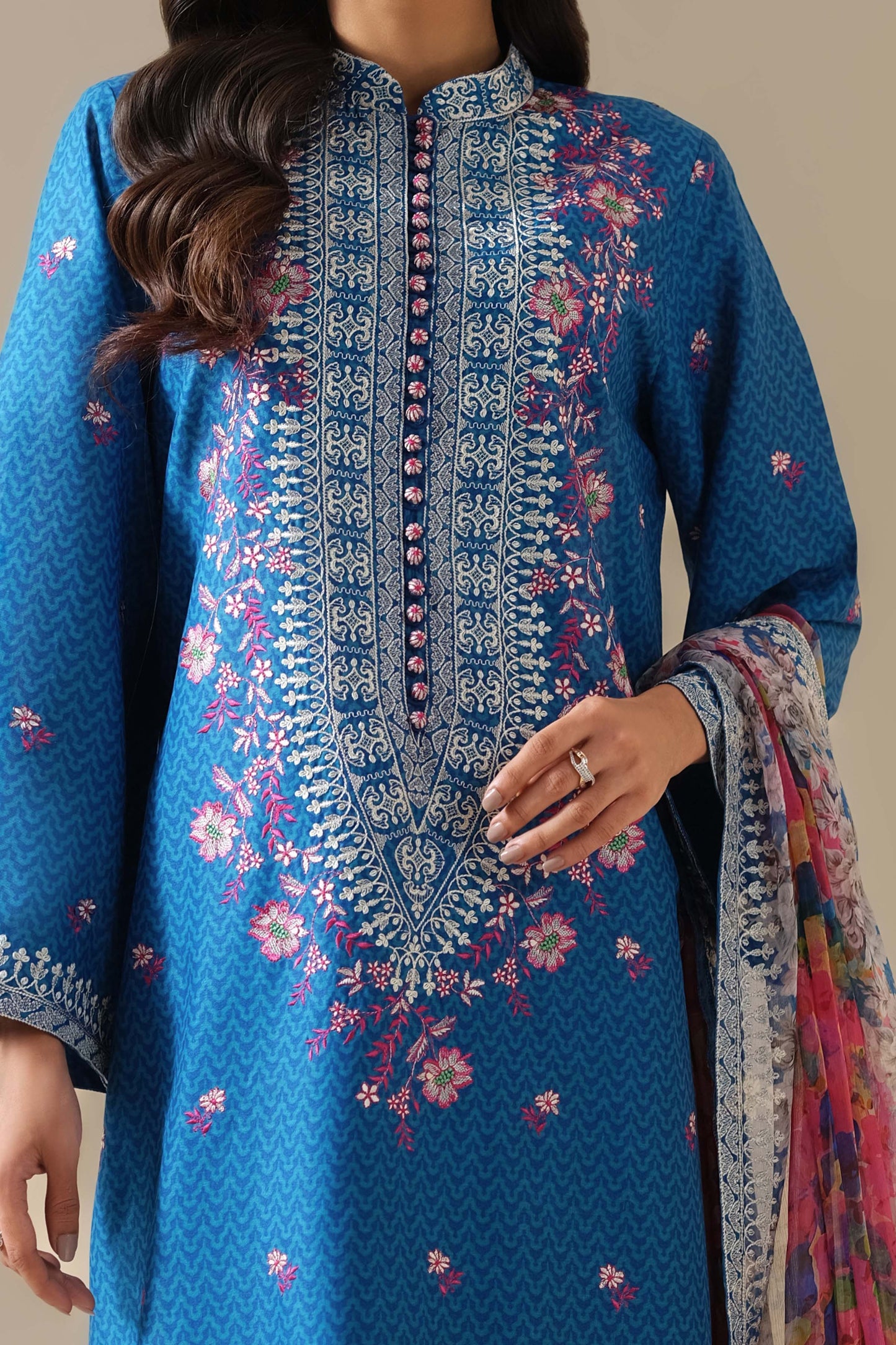 LAWN | EMBROIDERED