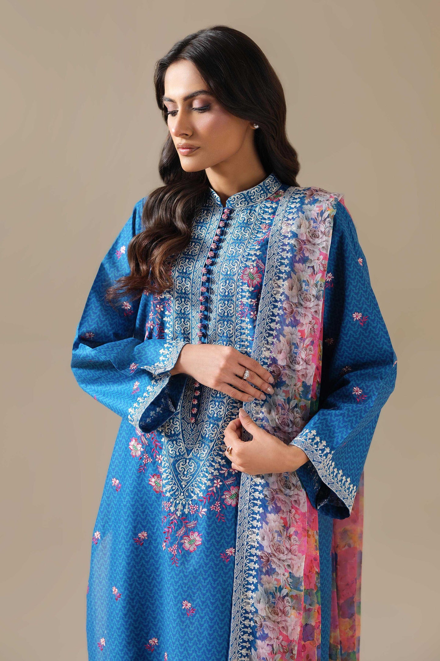 LAWN | EMBROIDERED