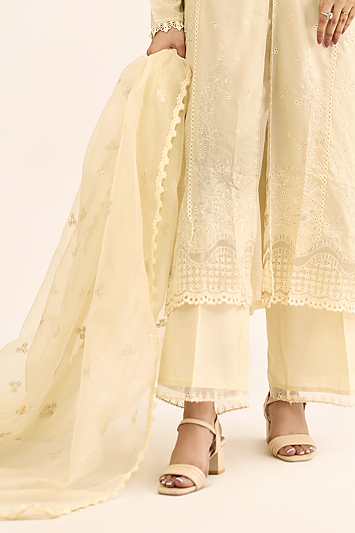 LAWN  |  EMBROIDERED