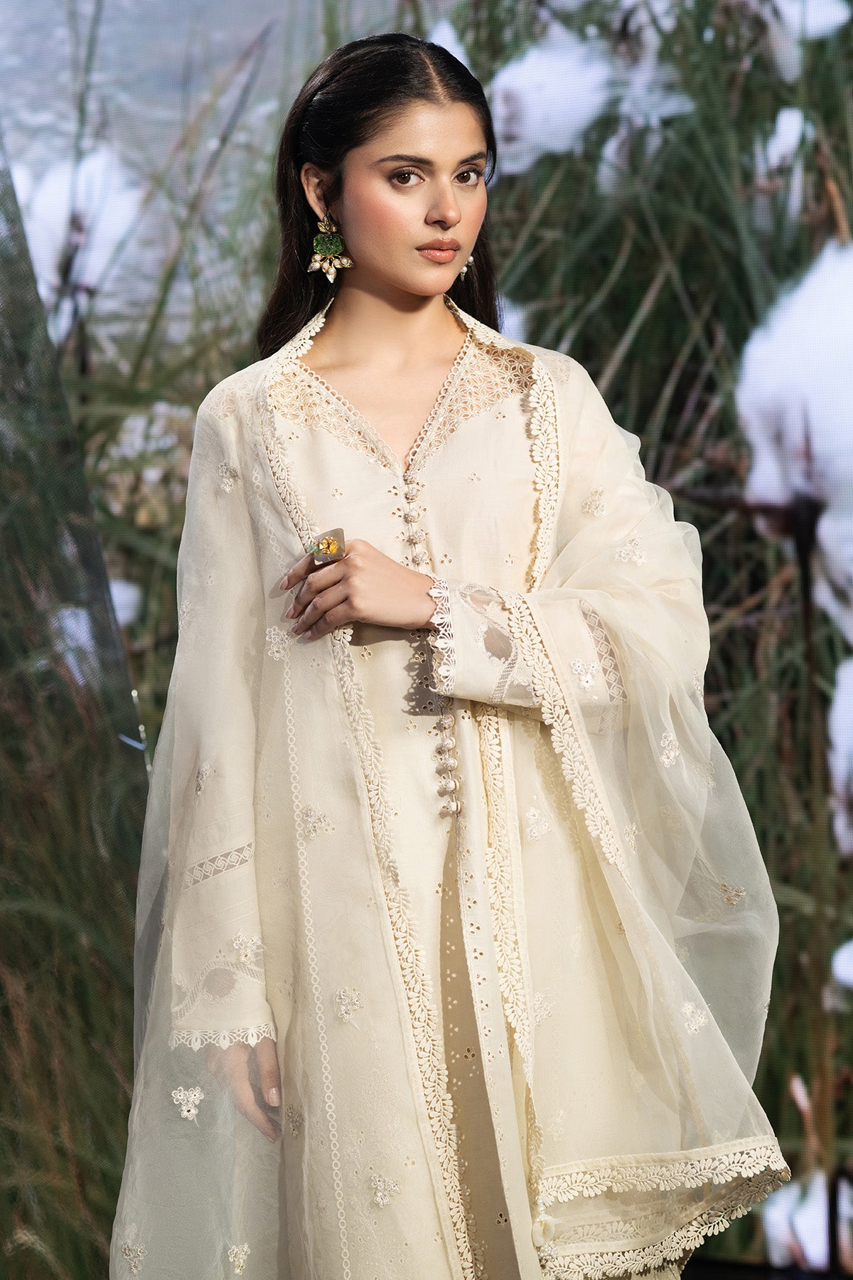 LAWN  |  EMBROIDERED - Shop Now at Kayseria