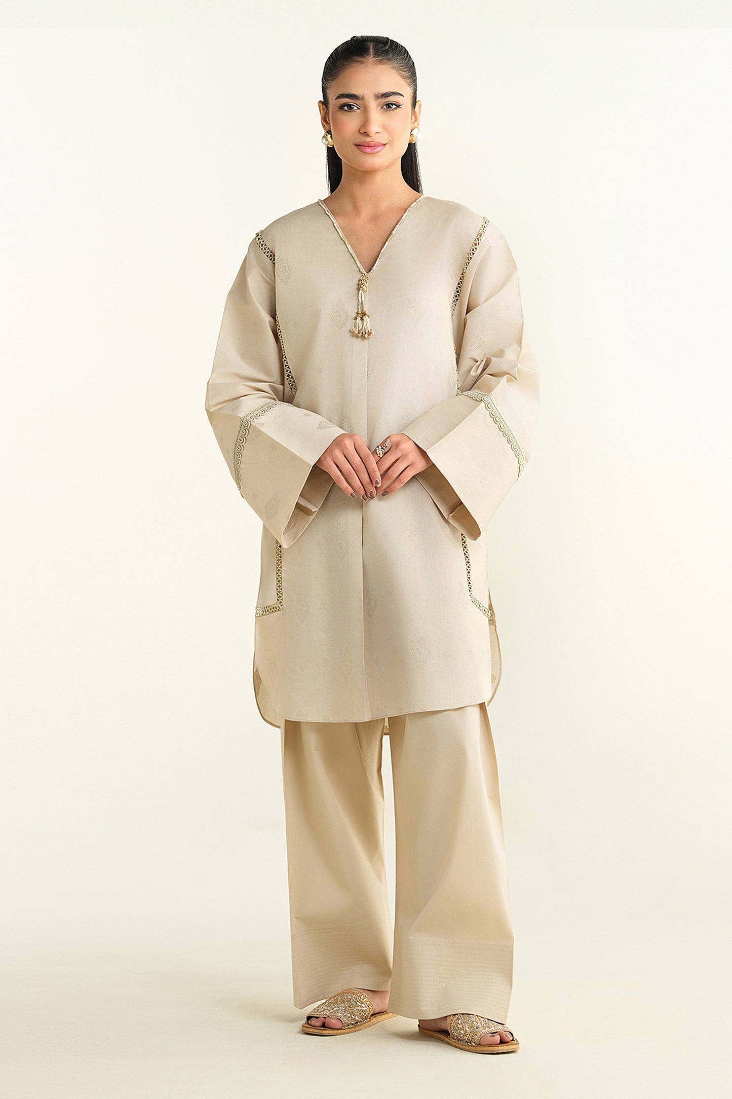 JACQUARD | EMBELLISHED