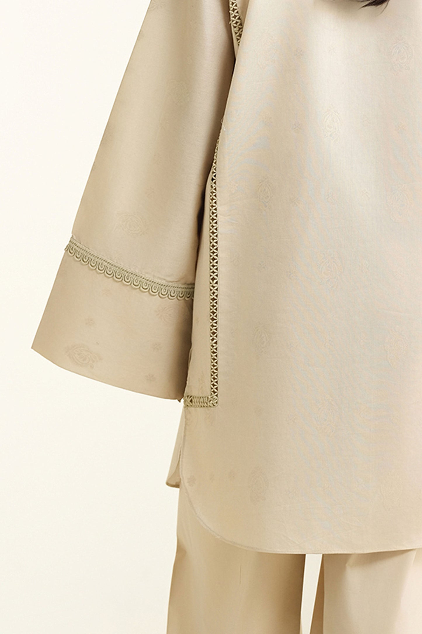 JACQUARD | EMBELLISHED