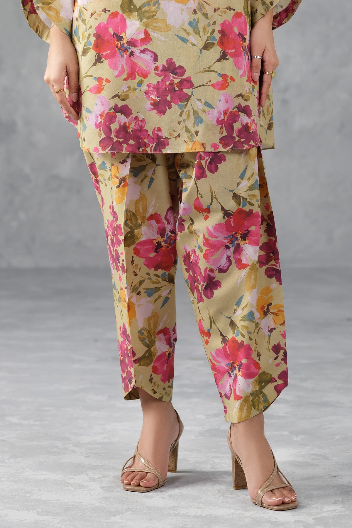 LAWN | PRINTED