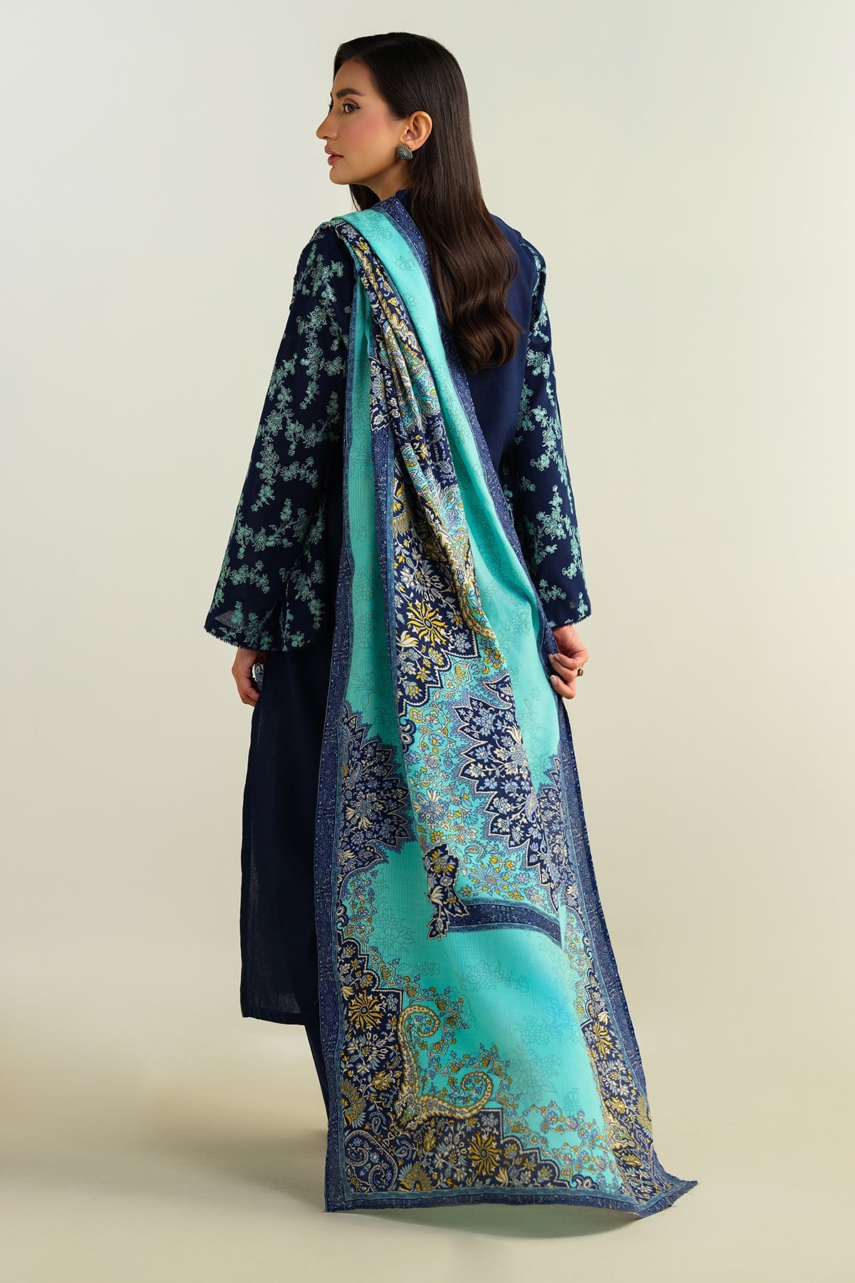 3 Piece- Embroidered Khaddar Suit - KPW24-P3044-44