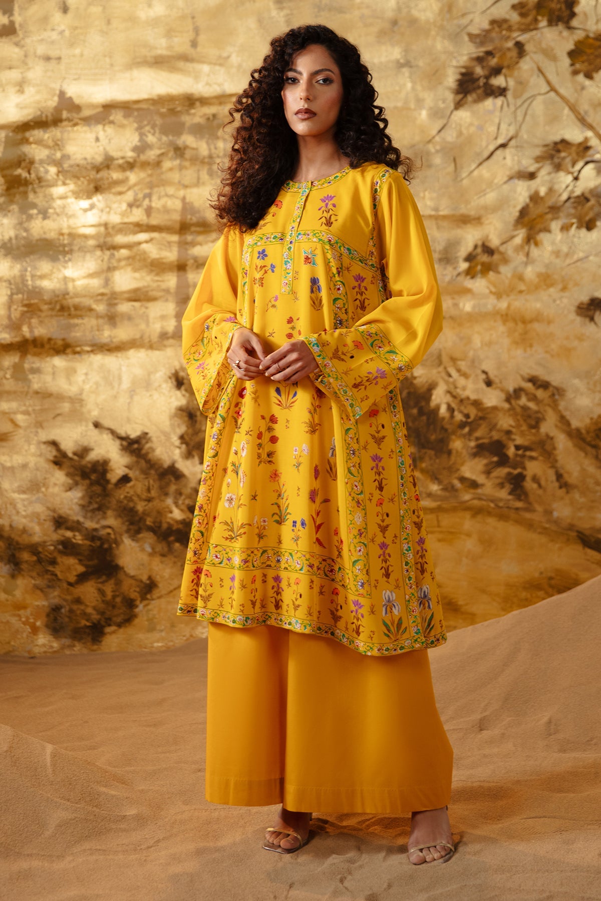 3 Piece - Printed Swiss Lawn Suit - MCP1331-32 - Shop Now at Kayseria