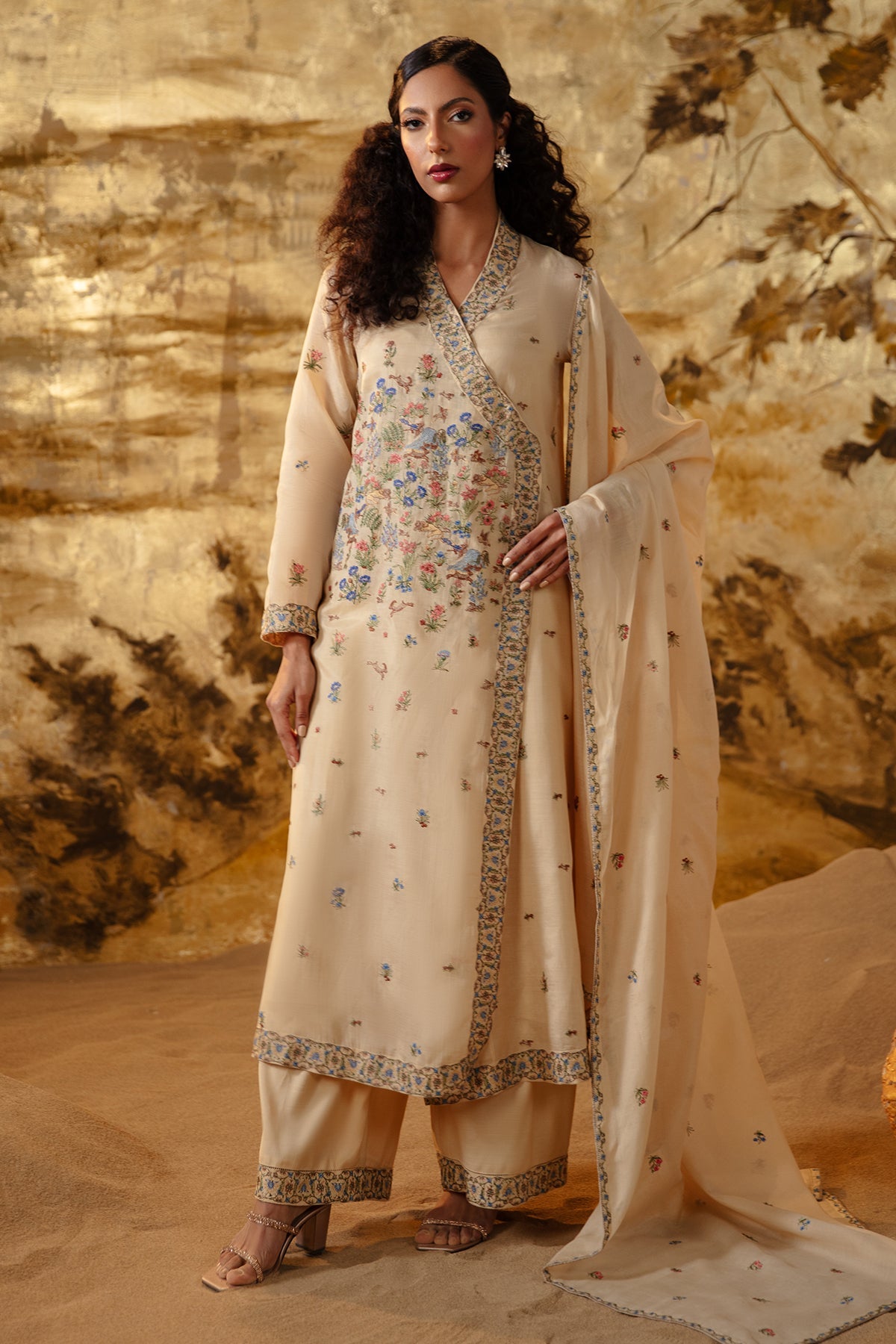 4 Piece - Embroidered Kara Cotton Suit - MCP1341 - Shop Now at Kayseria