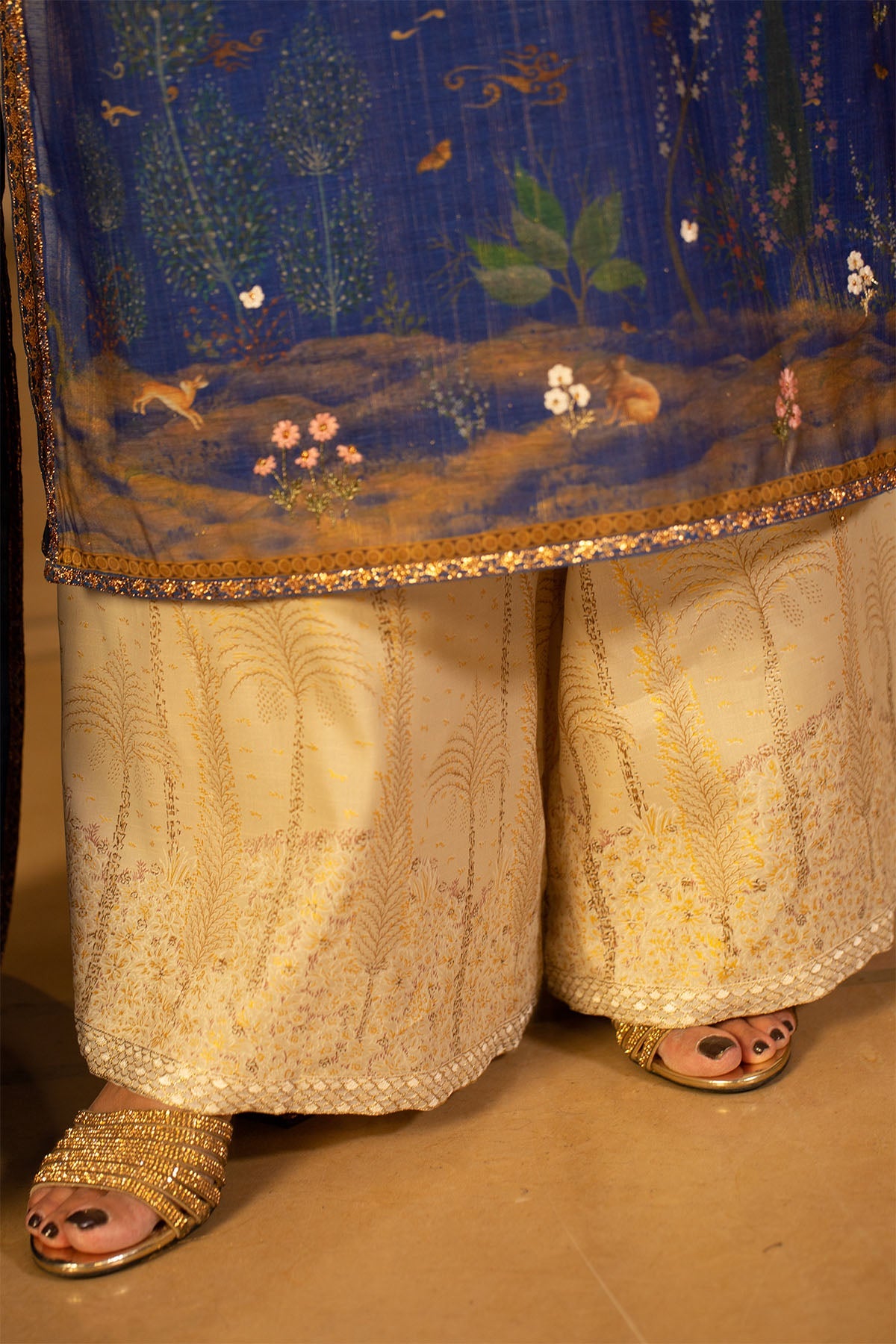 3 Piece - Printed & Embroidered Nap Shimmer Suit - MCP1513 - Shop Now at Kayseria