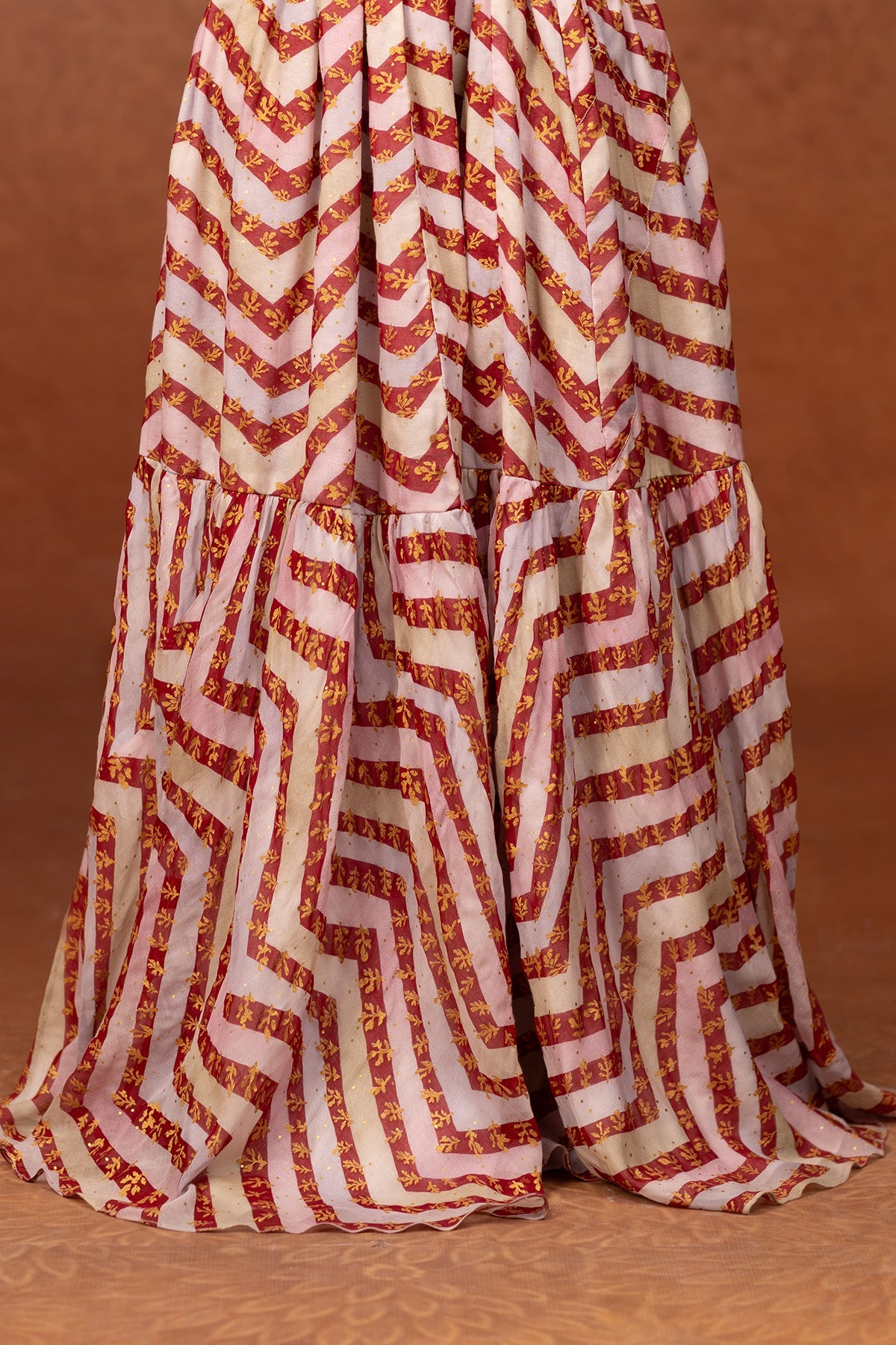 Printed Dhaka Malmal Gharara - MCP-1335-35 - Shop Now at Kayseria