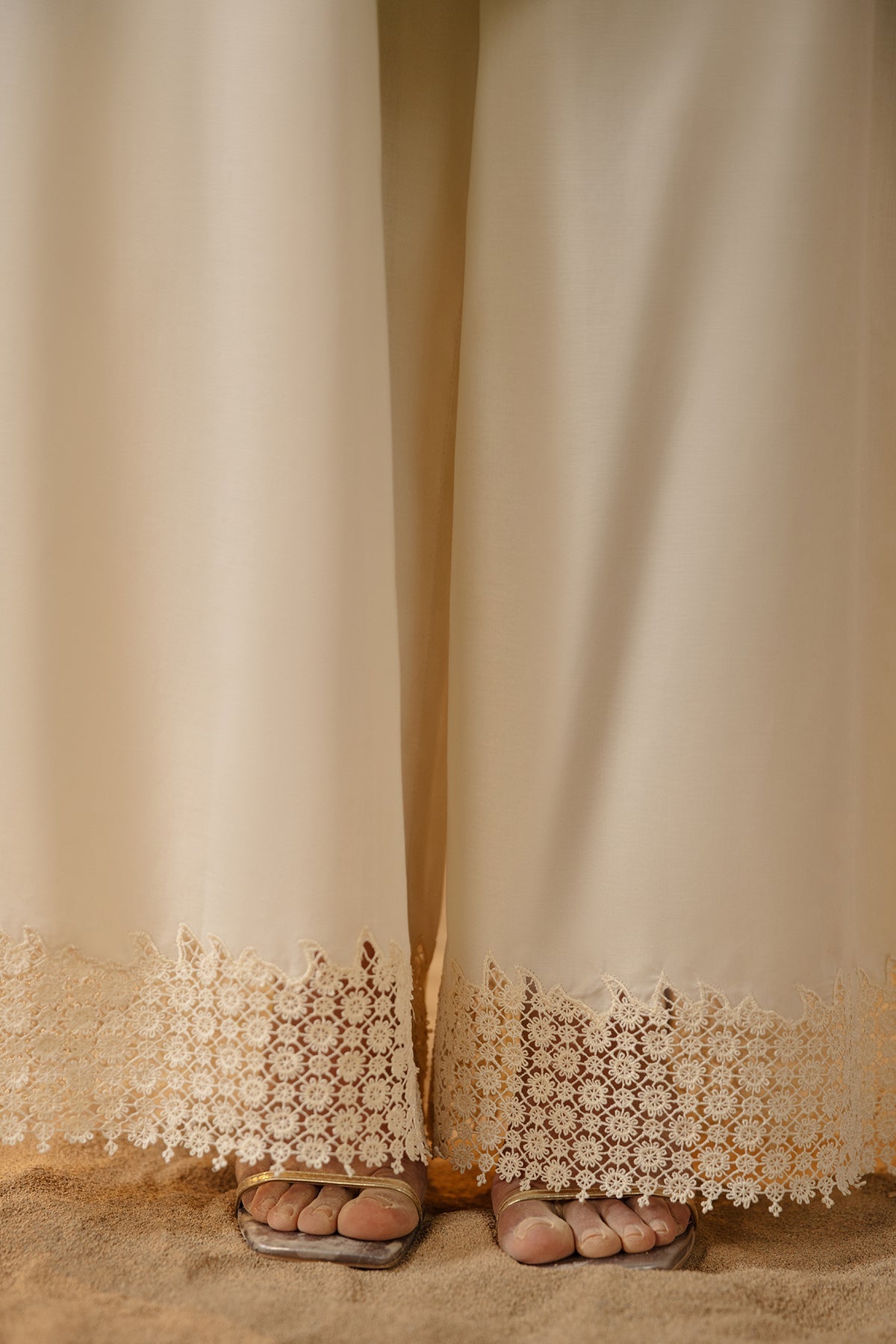 Embroidered Cambric Trousers - MCP1706 - Shop Now at Kayseria