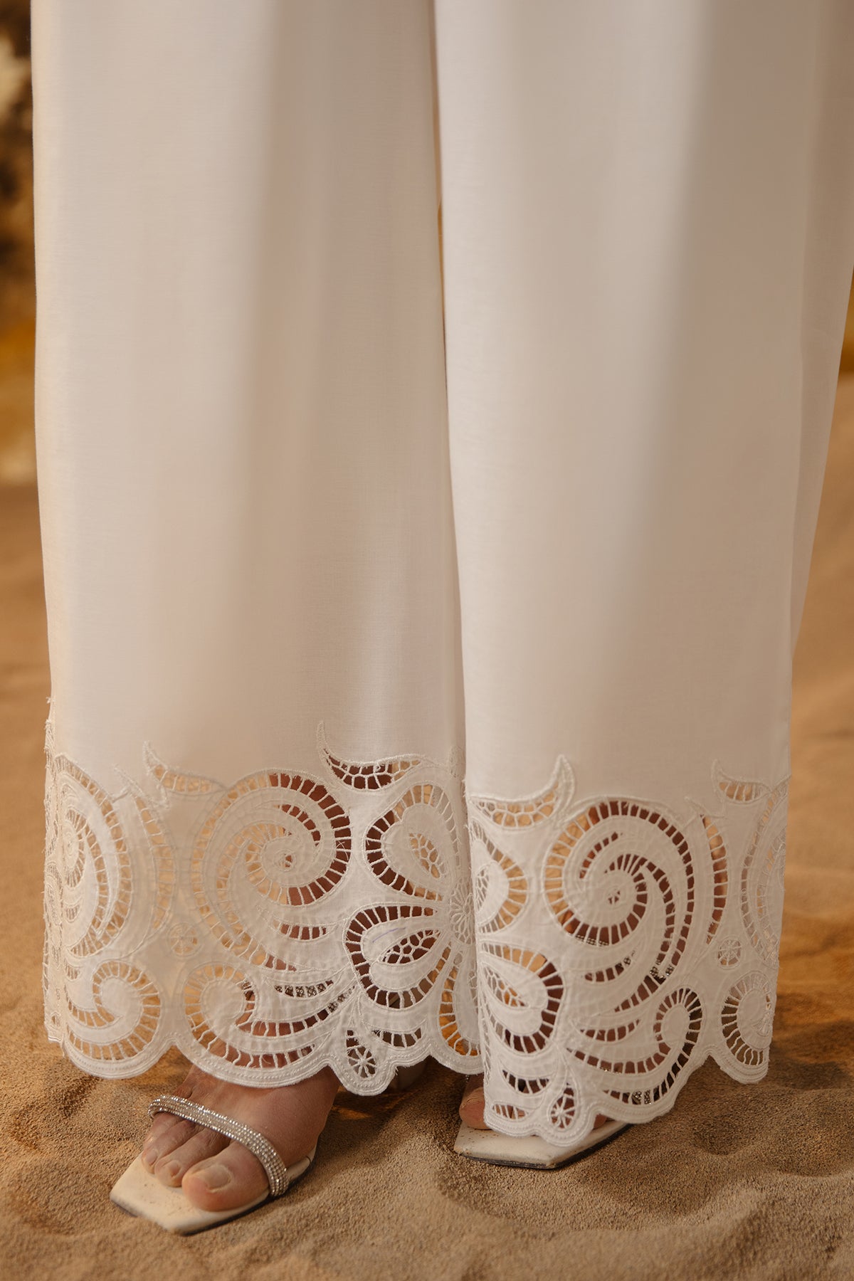 Embroidered Cambric Trousers - MCP1708 - Shop Now at Kayseria