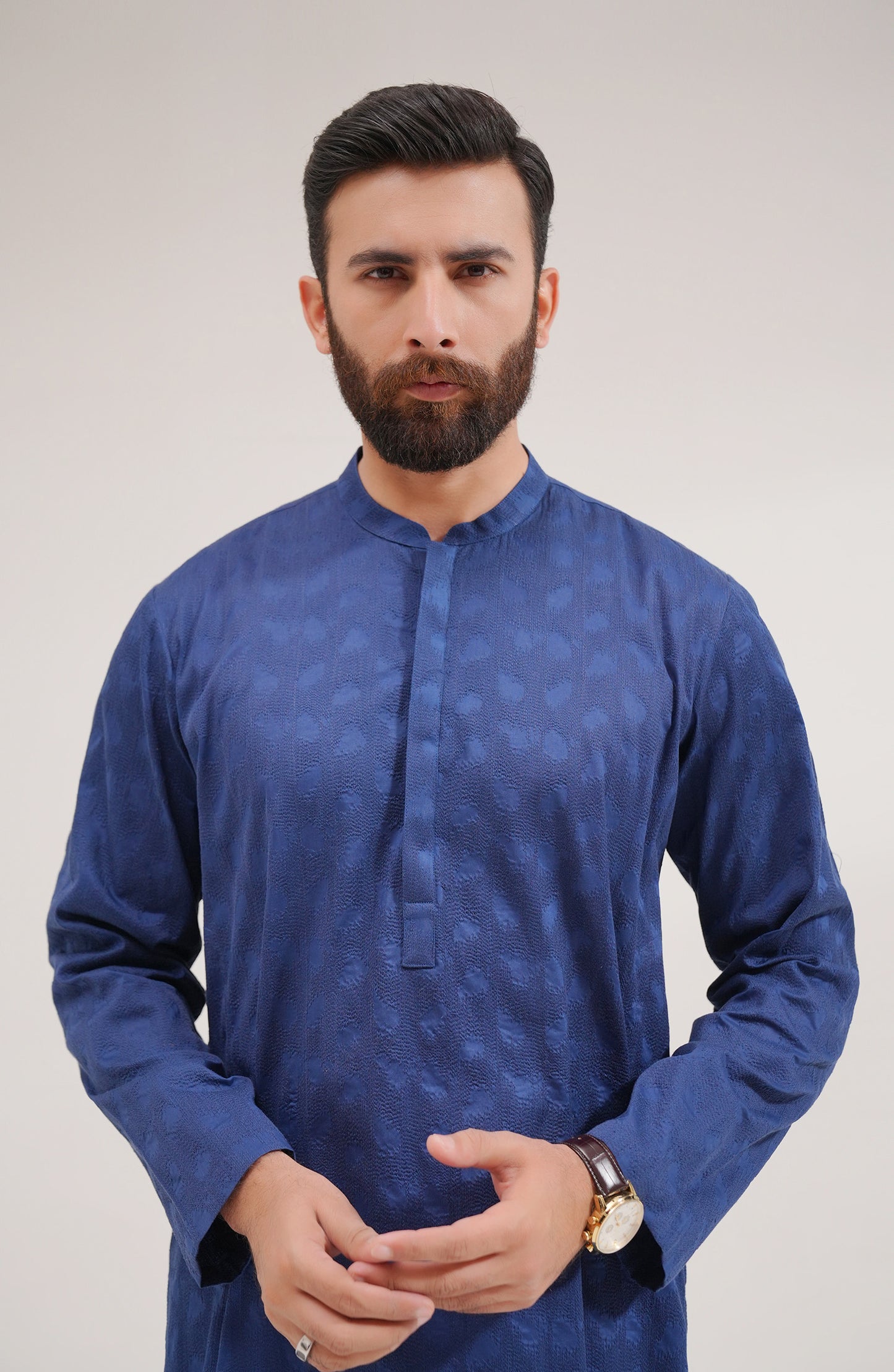 Men's Embroidered Kurta - SMK709125 - Shop Now at Shahnameh