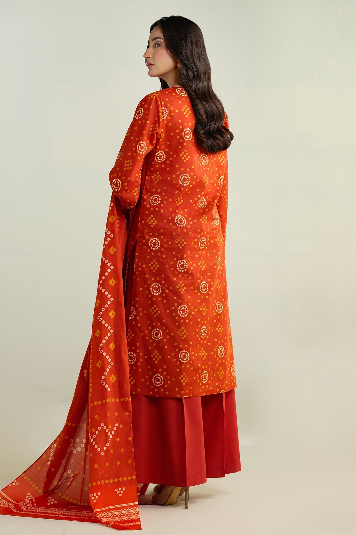 3 Piece - Printed Lawn Suit - X6135 R - Shop Now at Kayseria